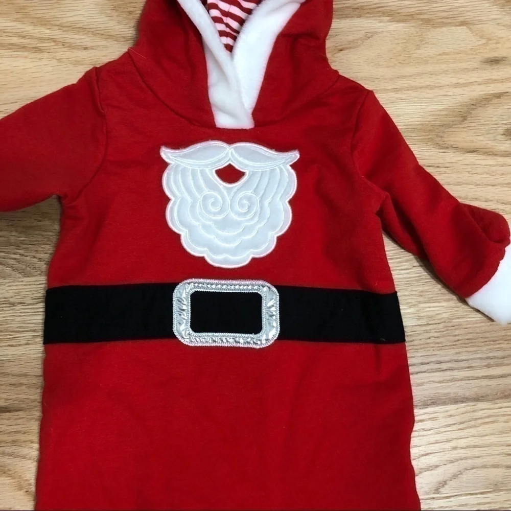 Cat & Jack Santa Onesie Bodysuit 3-6 mos